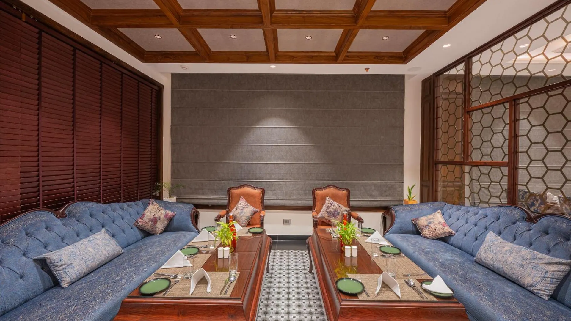 שימלה Welcomheritage Elysium Resort & Spa 5*,  הודו